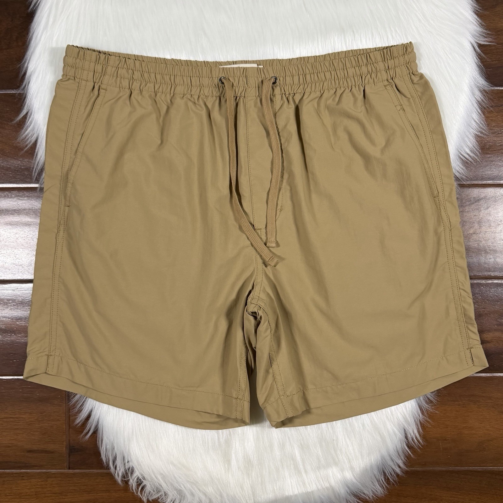 Madewell Men's Size Large Khaki 6 1/2" (Re)Sourced Everywear Drawstring Shorts